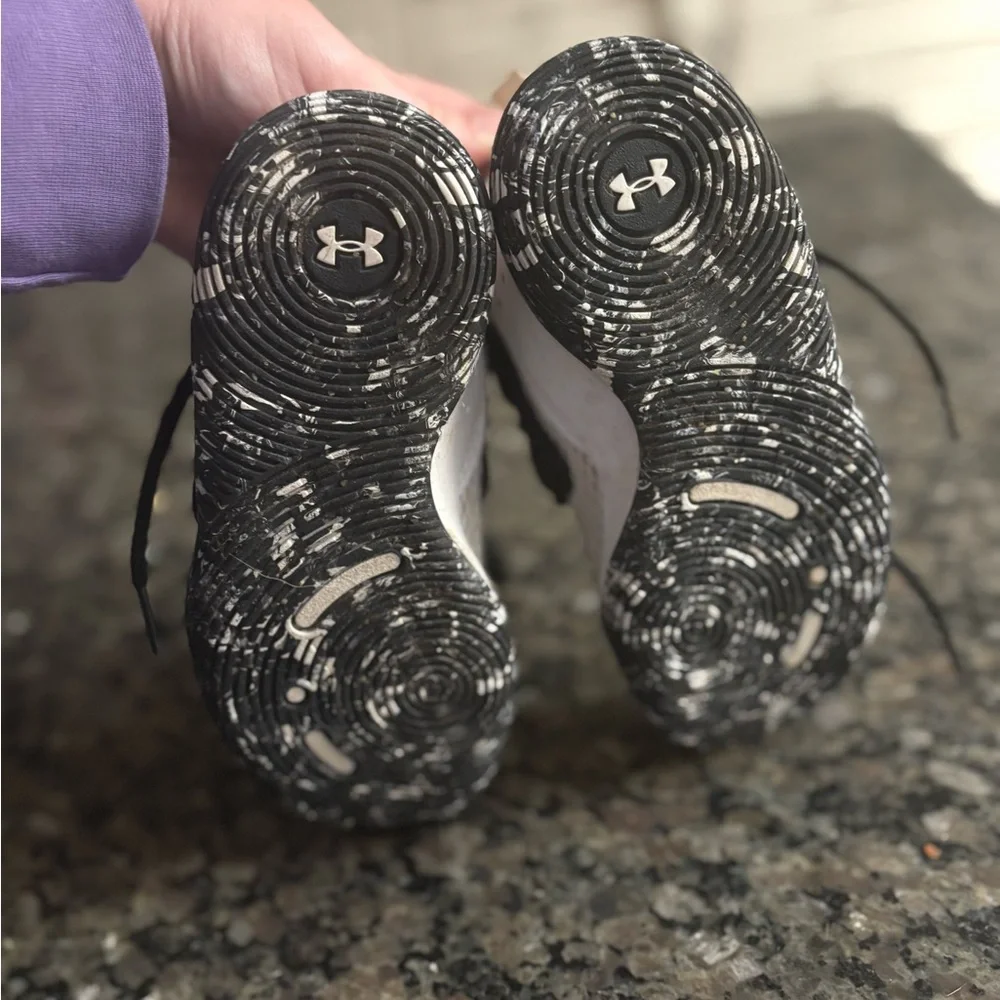 Under Armour Kids' Black and White Sneakers - Picture 4 of 5